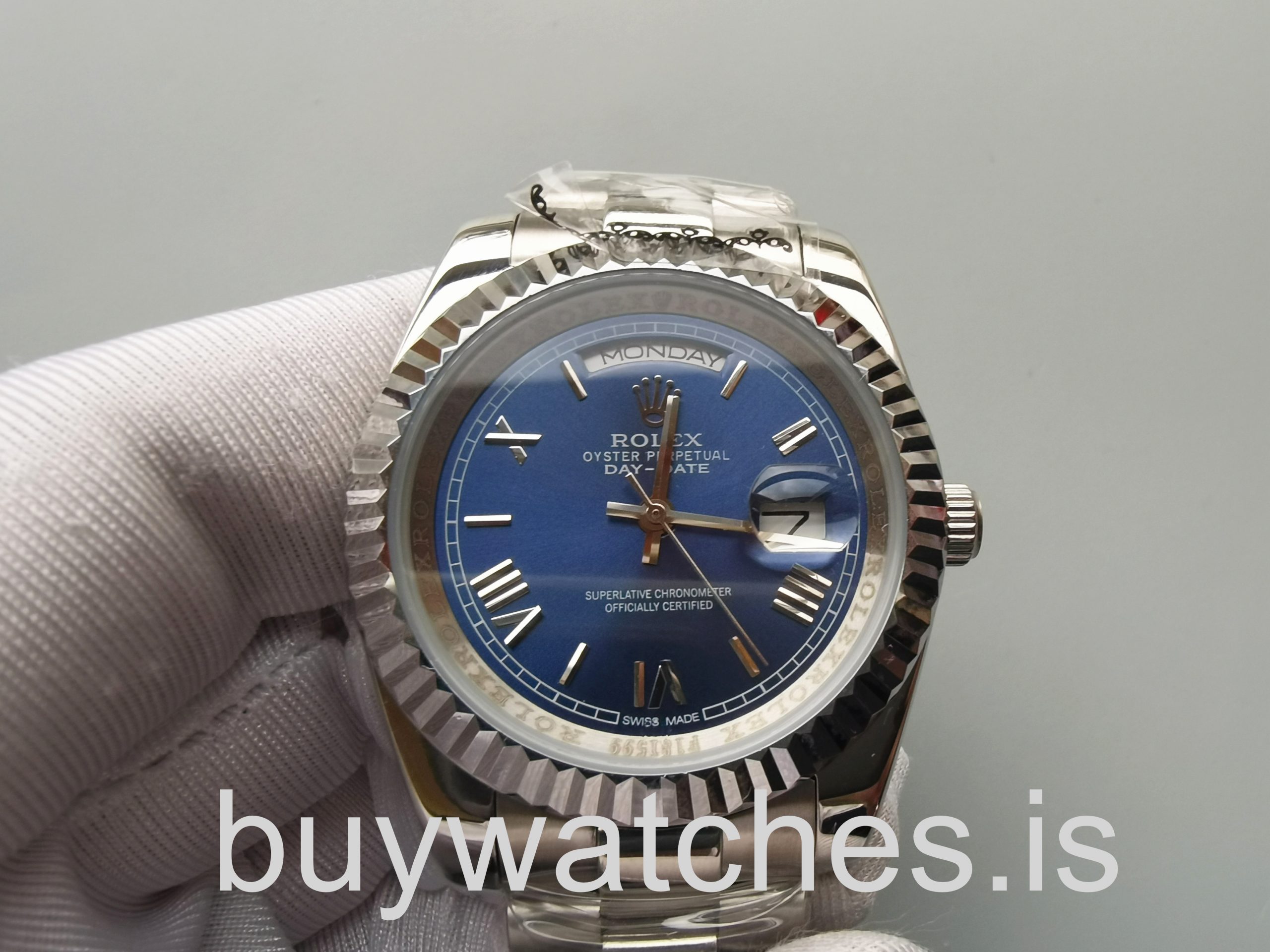 Rolex Day-Date 228239 Mens 40mm Blue 18kt White Gold Automatic Watch
